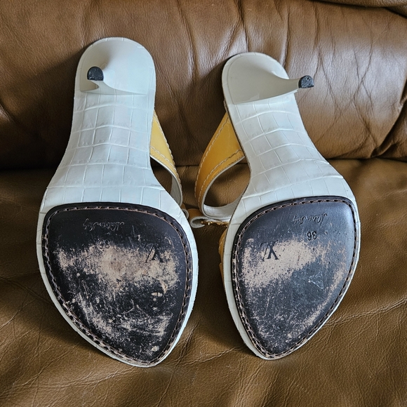 Women's Louis Vuitton Yellow Leather Metallic Gold High-End Sandals Size 6 US - Picture 11 of 16